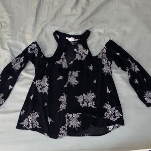 Cold shoulder, v neck with neck button blouse